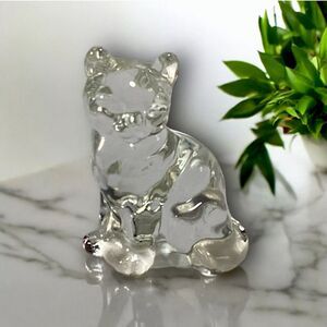 FENTON Art Glass Sitting Kitty Cat Figurine Clear 3.75” USA 1980’s